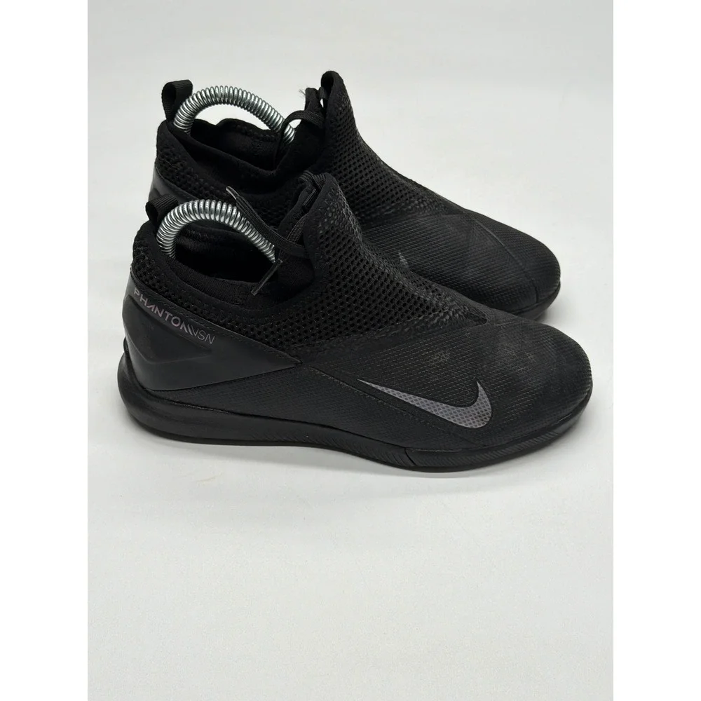 Nike Phantom VSN‎ Kids Black Soccer Cleats Indoor Turf Shoes Youth Size 5Y